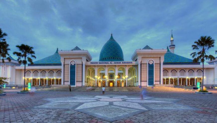 Yuk Berwisata Religi di 5 Masjid Paling Terkenal di Surabaya