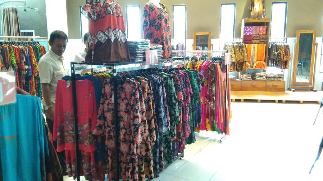 Mengajak Investor utk pengembangan galery batik dan kerajinan di Jogja