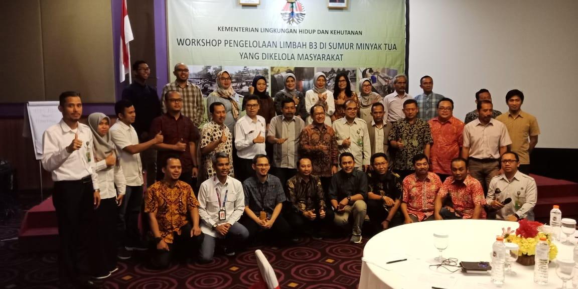 KLHK Siapkan Pedoman Penambangan Sumur Minyak Tua Rakyat