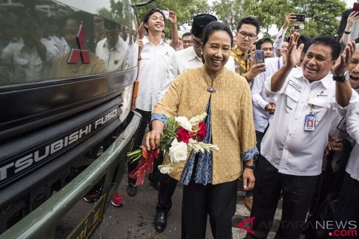 Menteri Rini Dorong Daya Saing Ekspor dan Hilirisasi Produk BUMN