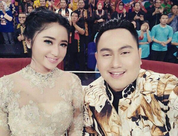 Sempat Perang Dingin, 5 Artis Ini Kembali Akur dengan Sahabatnya