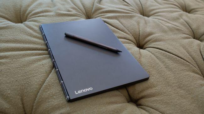 Yoga Book C930, Laptop Layar Ganda Pertama dari Lenovo yang Futuristik