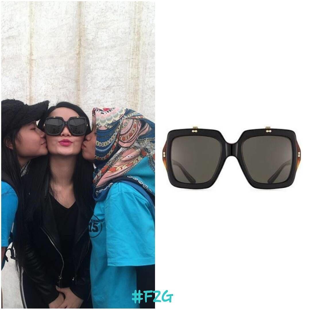 Mewah! 10 Fashion Zaskia Gotik dengan Harga Fantastis