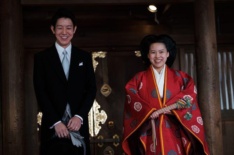 10 Momen Nikah Putri Jepang dengan Orang Biasa, Lepas Status Kerajaan!
