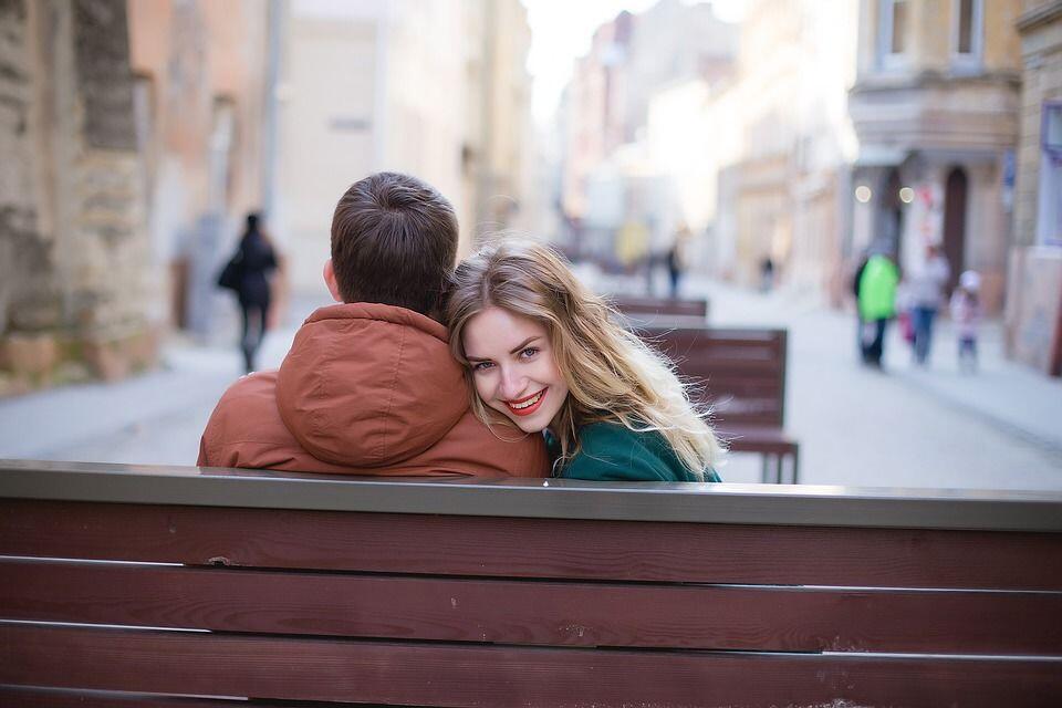 4 Pasangan Zodiak Ini Akan Mudah Mewujudkan Relationship Goals Mereka