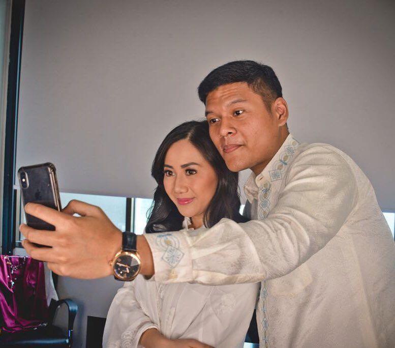 9 Potret Pasangan Viral yang Lamar dengan Billboard, Sweet Abis!