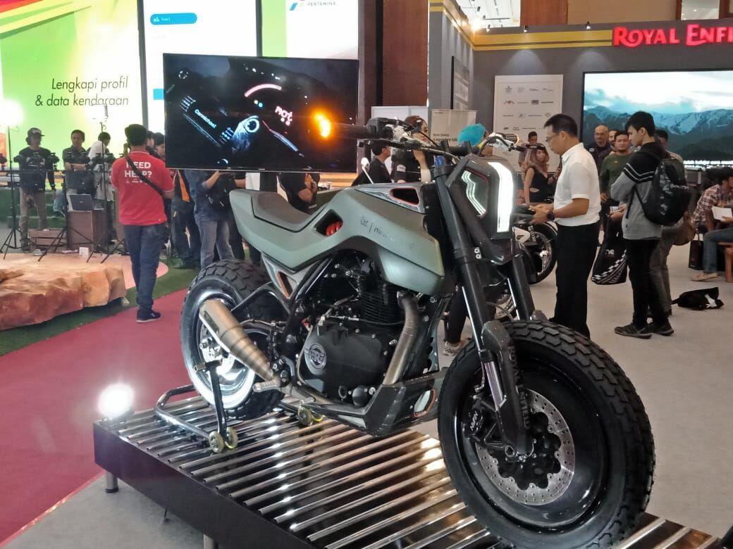 IMOS 2018: Royal Enfield Pamerkan Motor Custom