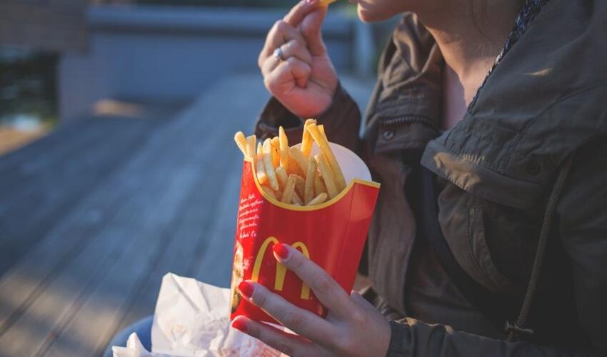 9 Cara Paling Efektif Menurunkan Berat Badan Tanpa Perlu Berolahraga