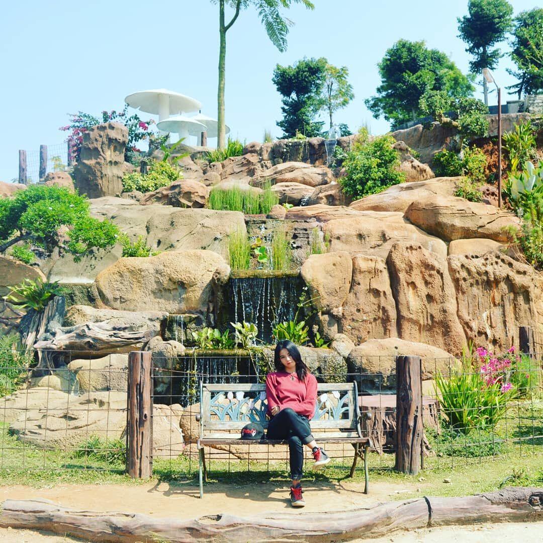 7 Tempat di Bandung yang Keren untuk Berfoto, Instagramable Banget!
