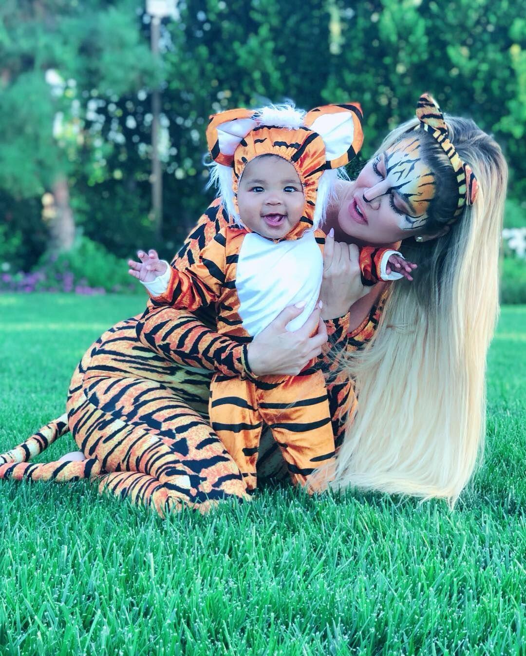 10 Potret Putri Khloe Kardashian Rayakan Halloween Party, Menggemaskan