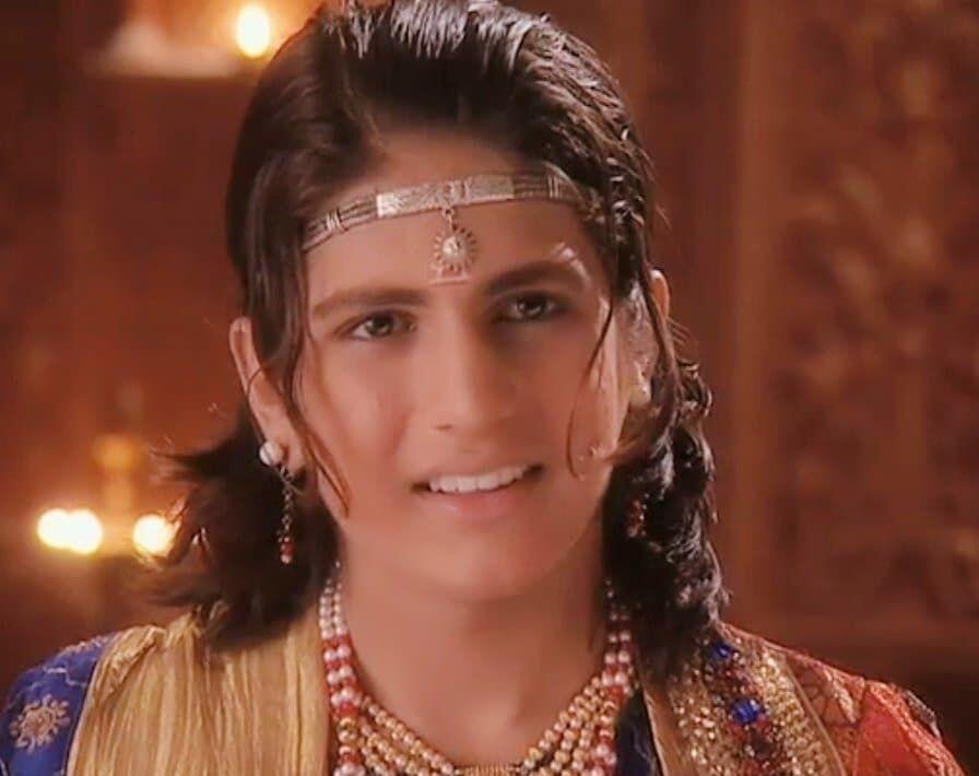 10 Transformasi Rajat Tokas, Raja Kharismatik Hingga Jadi Suami Idaman
