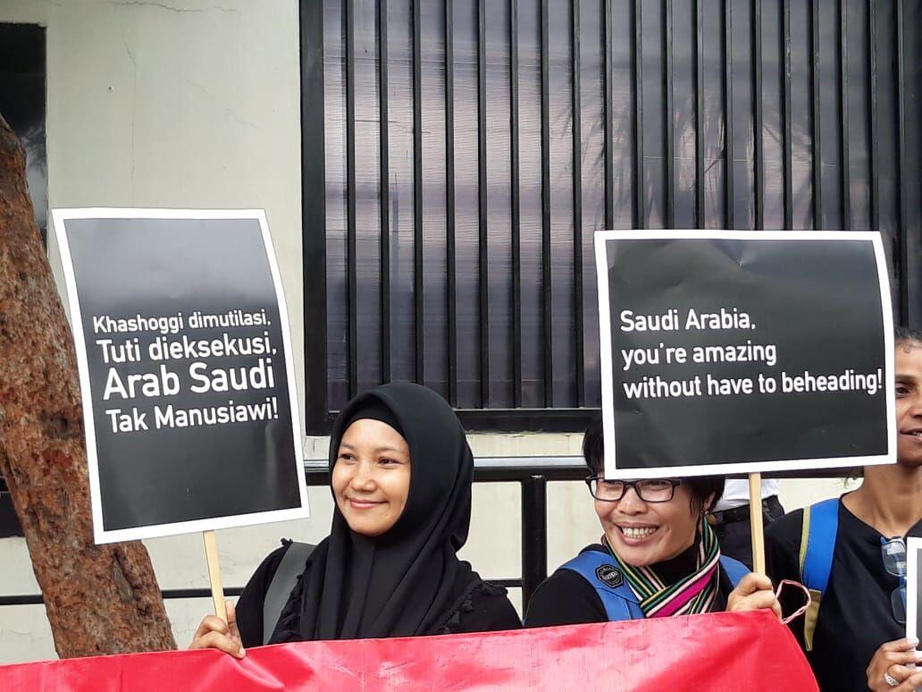 Puluhan Aktivis Perempuan Gelar Aksi Tolak Eksekusi Tuti Tursilawati
