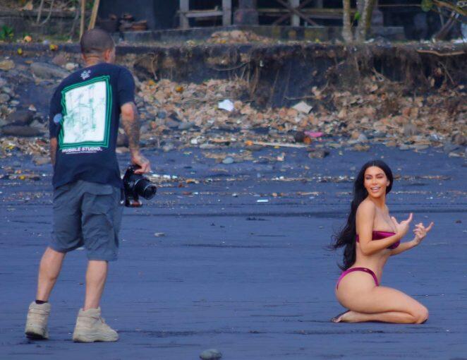 Kim Kardashian Photoshoot di Bali