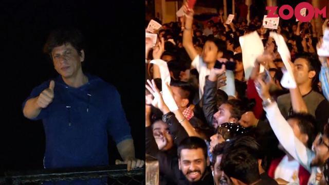 Shah Rukh Khan Ulang Tahun, Ribuan Fans Tunggu di Depan Rumahnya