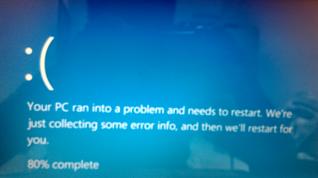 Mohon bantuan gan, Blue Screen terjadi secara random di laptop asus ane?