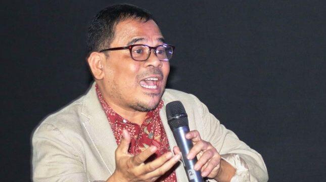 Damai dalam kardus