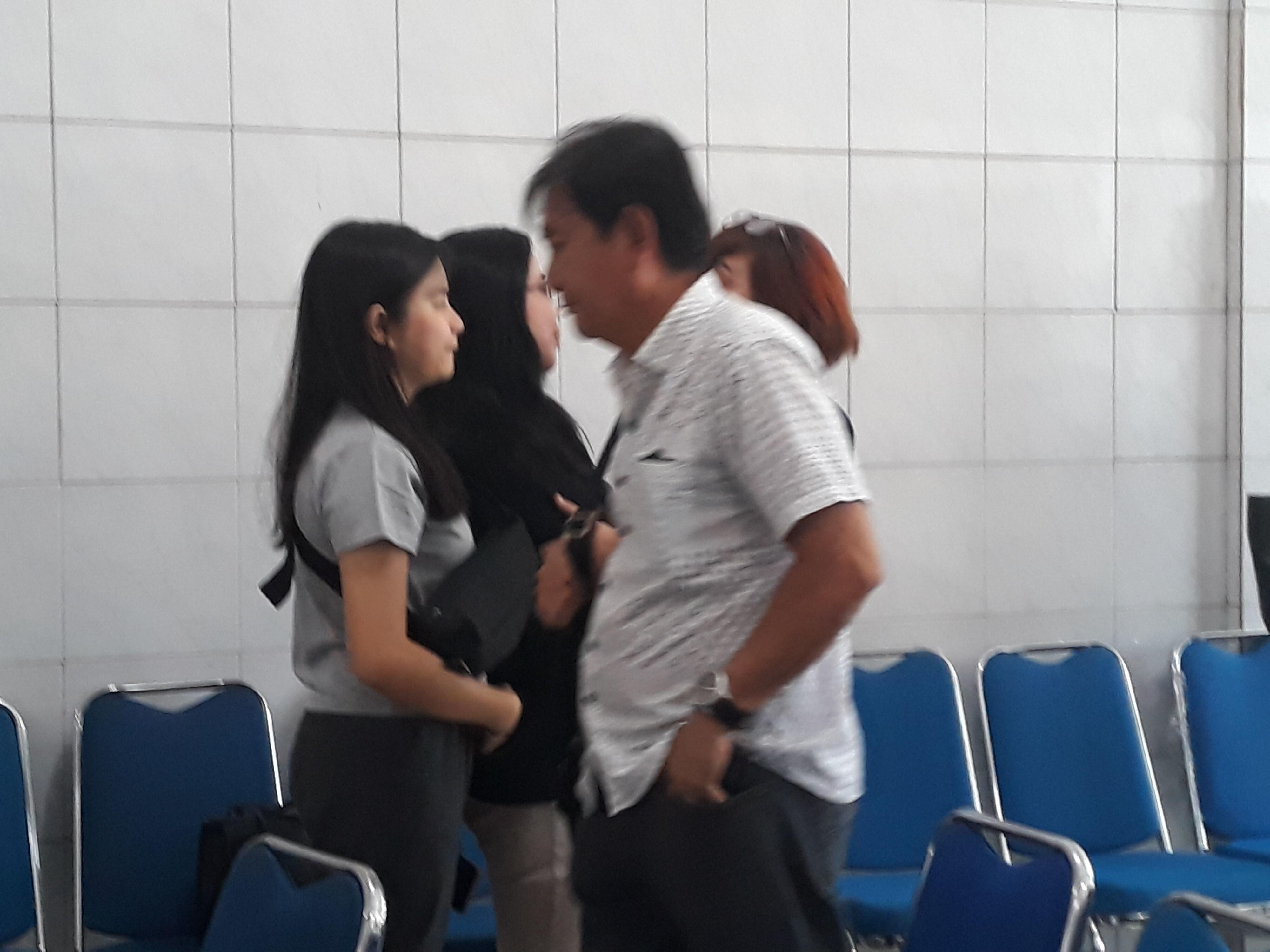 FOTO: Duka Keluarga Hizkia Saroinsong