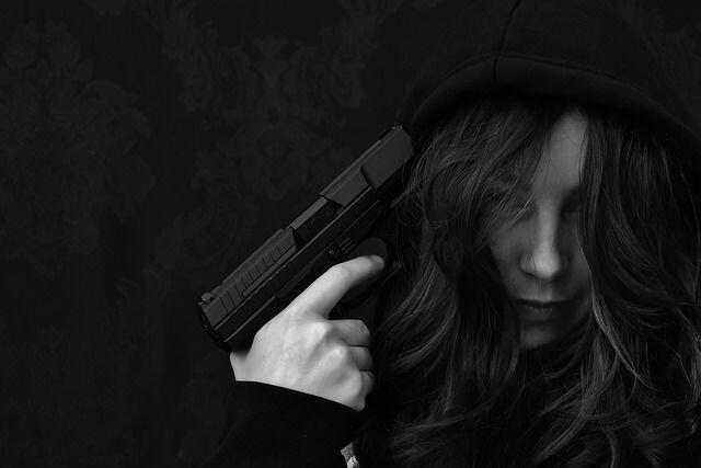 Bujuk Istri Bunuh Diri, Seorang Lelaki Diancam Penjara 10 Tahun