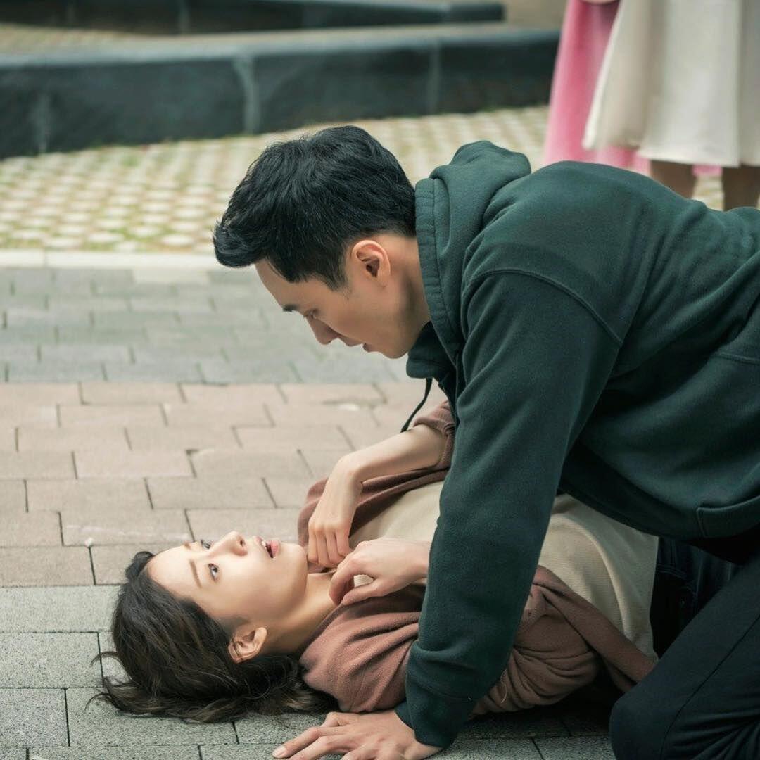 Beda Usia Puluhan Tahun, 10 Pasangan Drama Korea Ini Bikin Baper