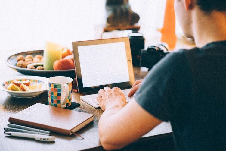 Millenials, Begini 8 Cara Cerdas Bedakan Hoaks dan Fakta