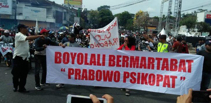 Pilpres 2019Tepis Isu Keturunan TIONGKOK, Jokowi: Ibu Saya Orang Desa Dari BOYOLALI