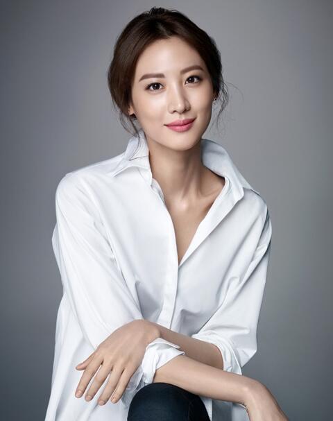 Sudah Kenal Claudia Kim? Si Cantik Nagini di 'Fantastic Beasts'