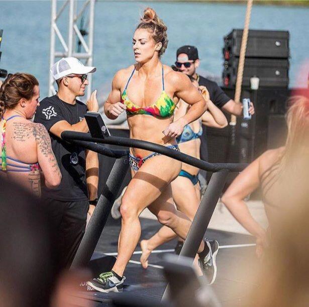 Atlet Crossfit Wanita Cantik dan Seksi 2018