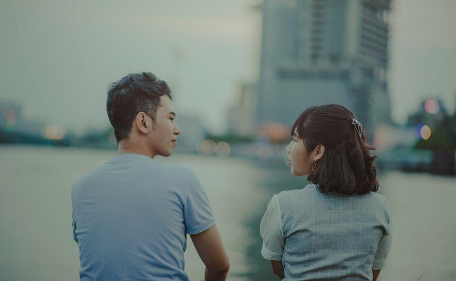 Girls, 5 Tanda Kalau Temen Kamu Ngerasa di Friendzone-in