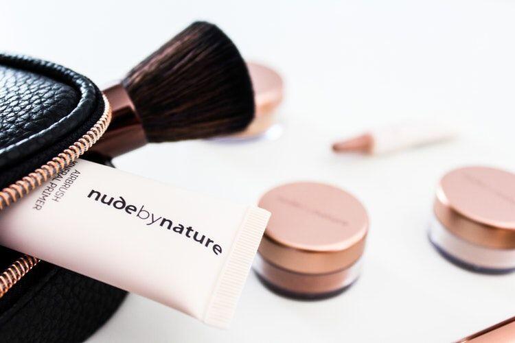 Biar Gak Menor, Ini 8 Jenis Make Up Untuk Pemula