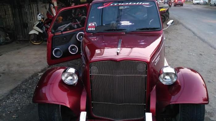 BIKIN NGILER Lihat Mobil Tua Bernilai Ratusan Juta Rupiah,