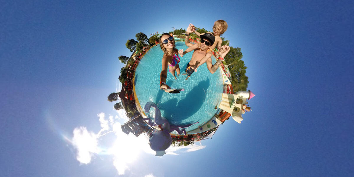 Panoclip (Ultimate snap-on 360° lens) US$27.55 (~IDR$407997.04) @ DigitStores