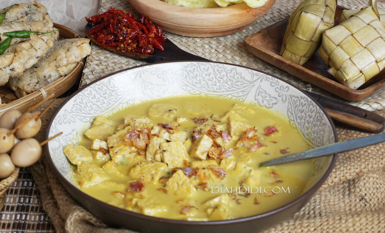 Ketupat-ketupat di Penjuru Indonesia