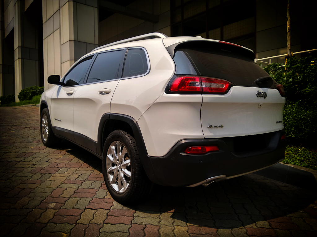 Jeep Cherokee 2.4 Limited 4x4 2015