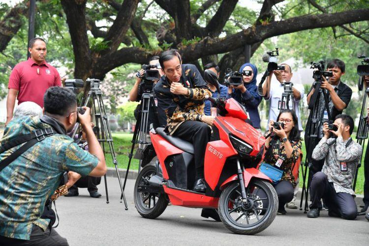 Motor Listrik Karya Anak Bangsa Gesits Diluncurkan Januari 2019