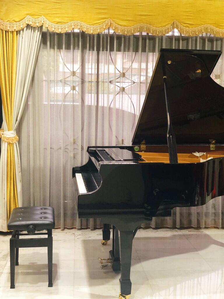 Les Piano Privat di Sunter / Private Piano Lesson at Sunter