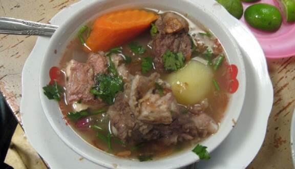 Sup-Sup Khas Indonesia yang Bikin Hangat