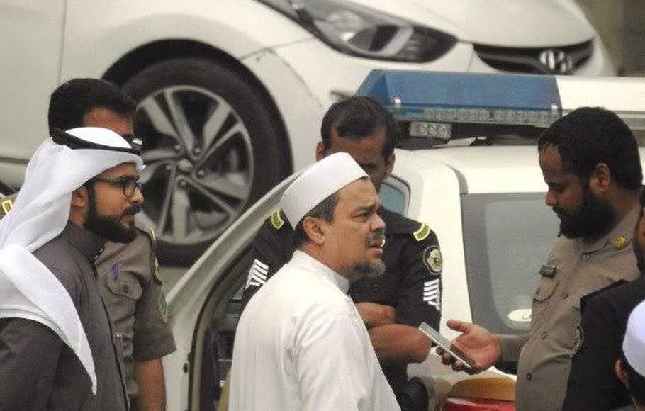 Habib Rizieq Ditangkap Polisi Karena Diadukan Warga Arab Saudi