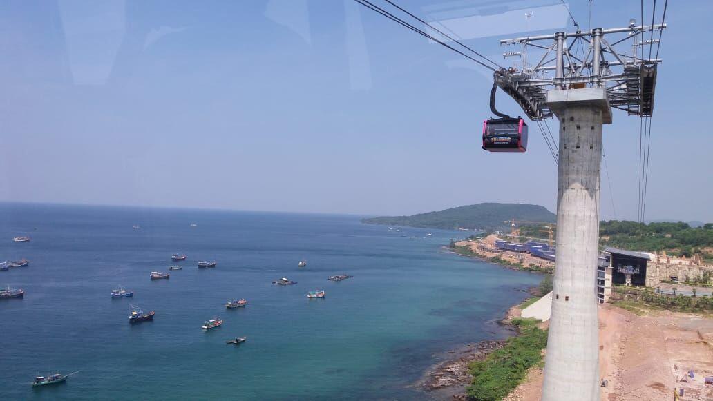 Menikmati Kereta Gantung Terpanjang Dunia di Vietnam