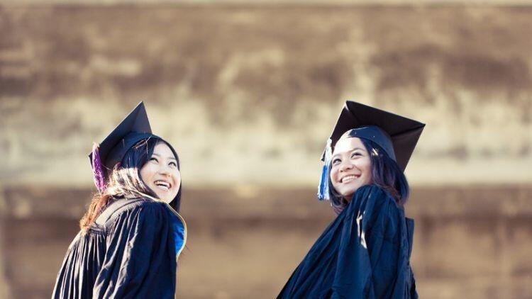 5 Alasan Ini Buktikan Kalau Terlambat Lulus Kuliah Bukan Berarti Bodoh
