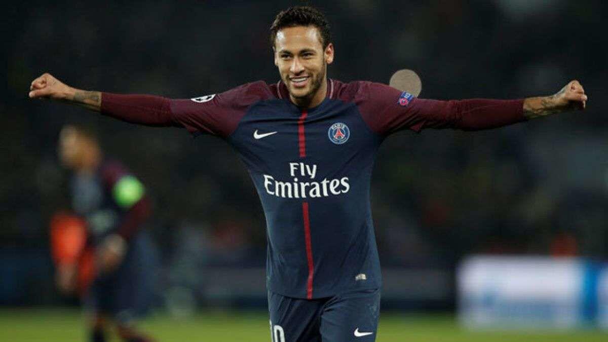 Selain CR7 dan Messi, Ini 5 Algojo Tendangan Bebas Terbaik Saat Ini