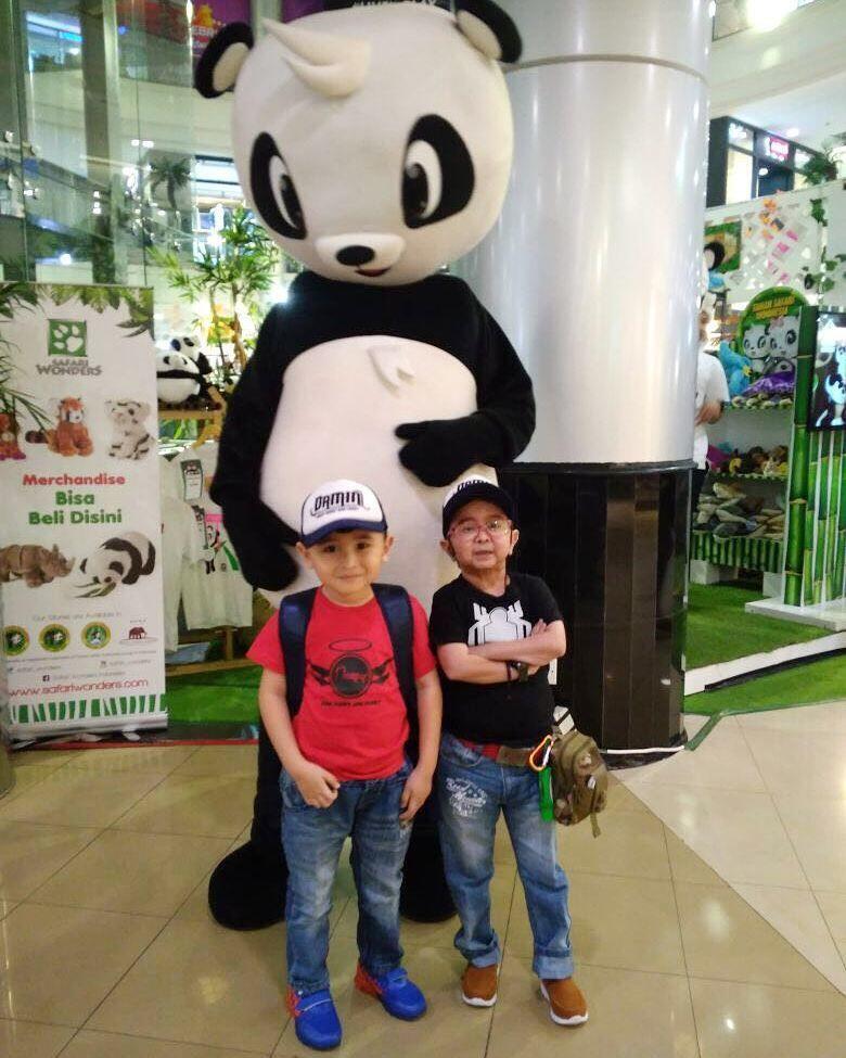 10 Potret Kedekatan Daus Mini & Putranya Ical, Cute Abis