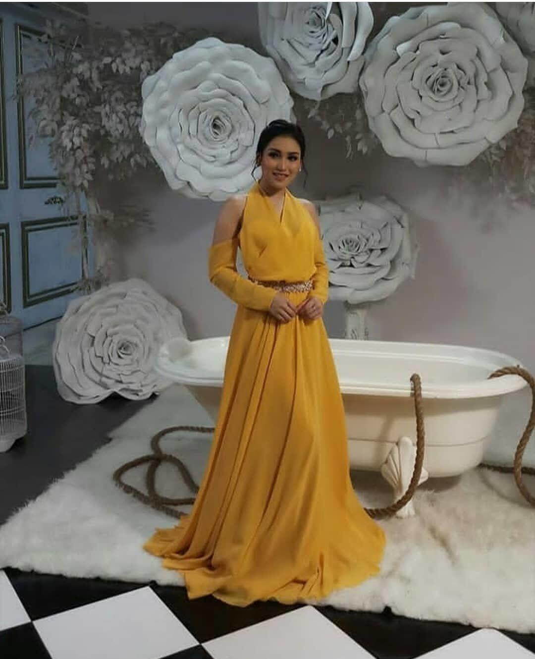 10 Potret Ayu Ting Ting Syuting Video Klip Baru, Hits Abis