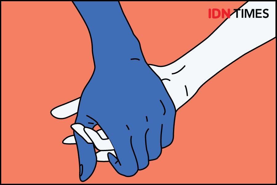 8 Cara Cowok Menyentuh Tanganmu Ini Bisa Memprediksi Perasaannya, Lho!