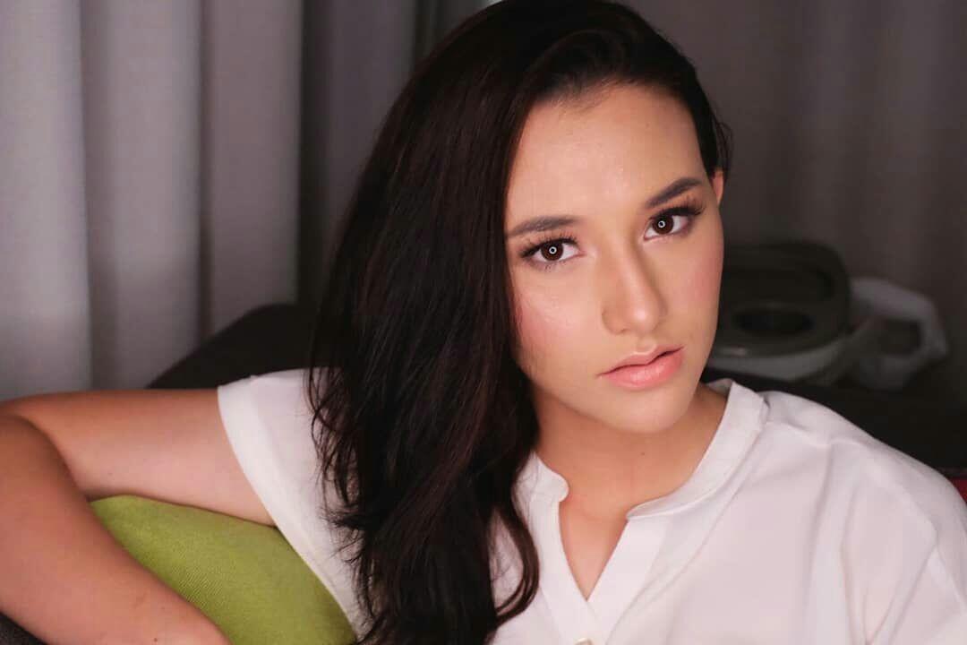 Punya Indera Keenam, 10 Artis Ini Konon Bisa Rasakan Makhluk Halus