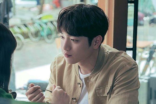 5 Alasan Berpasangan dengan Orang Beda Karakter Itu Tetap Seru