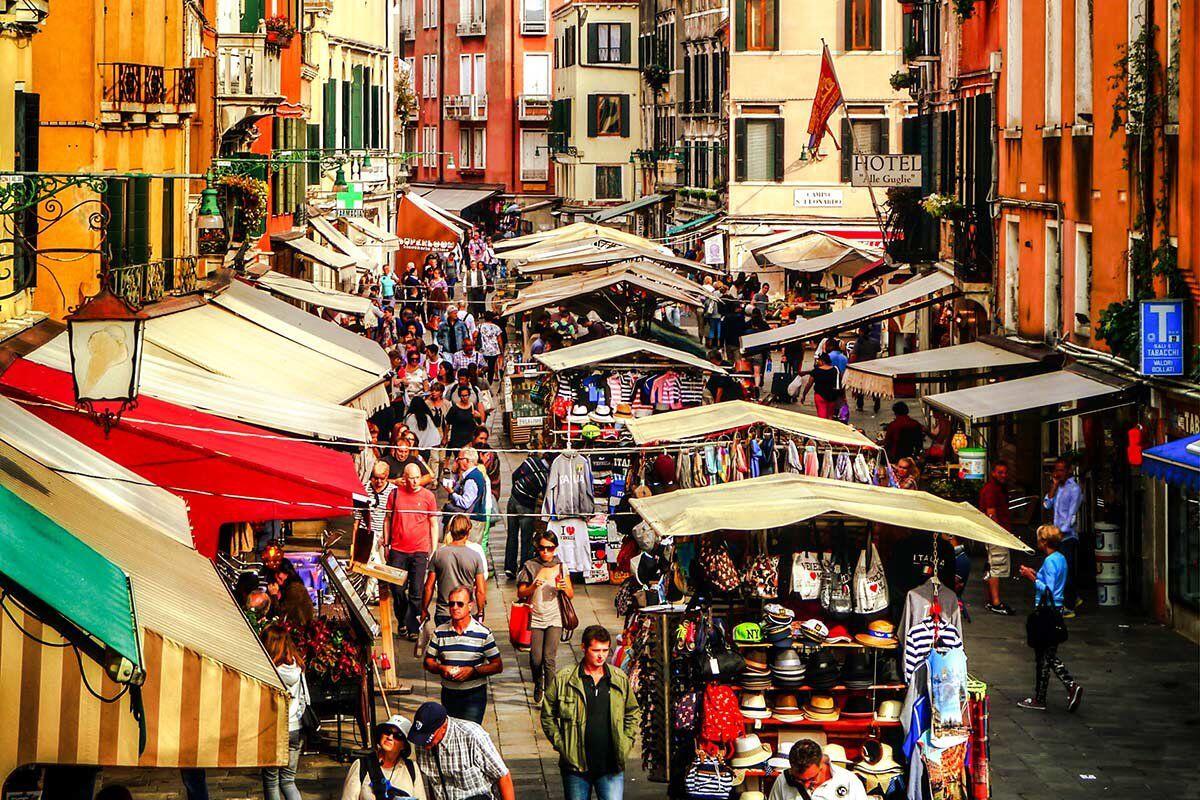 Denda Tak Seromantis Kotanya, Jangan Lakukan 8 Hal Ini Di Venesia