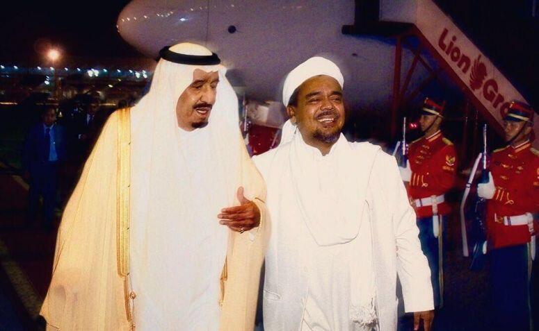 Di Mekkah, Habib Rizieq Menangis Diberi Gelar “Singa Allah dan Rasul-Nya”