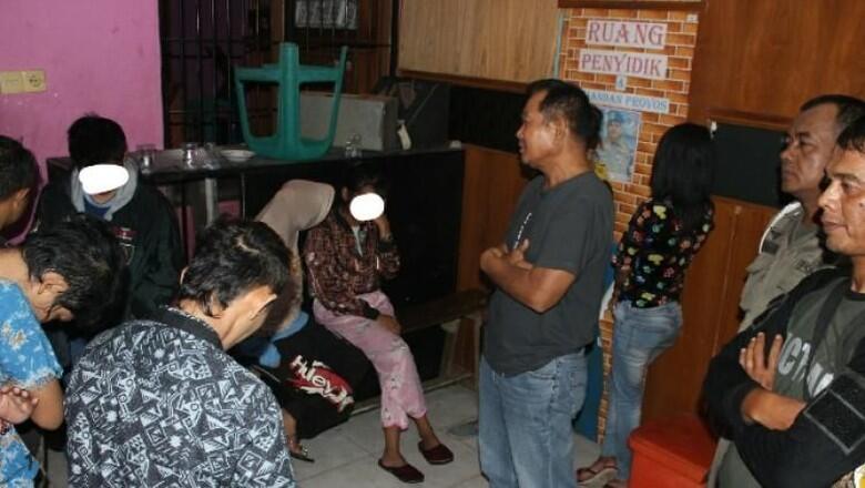 Satpol PP Ringkus 10 Wanita yang Miliki Perilaku LGBT, Terkuak dari Unggahan Facebook