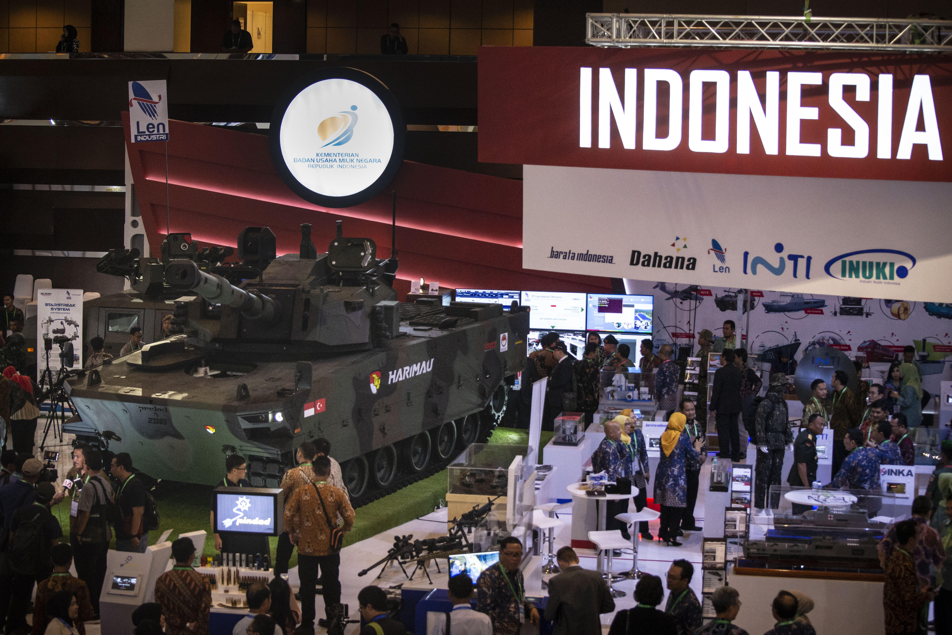 Medium Tank Milik Pindad Dipamerkan di Indo Defence 2018 Expo & Forum