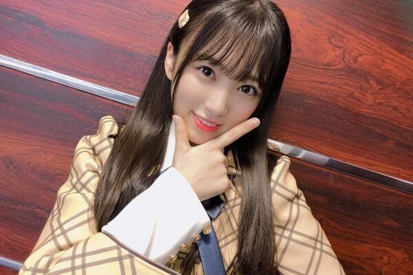 Bertubuh Mungil? 10 Style Yabuki Nako IZ*ONE Ini Bisa Jadi Inspirasi